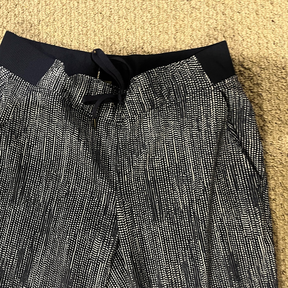 Athlete 4T, 30inseam,navy and white.Casual,lightweight.Great for hiking,travel..